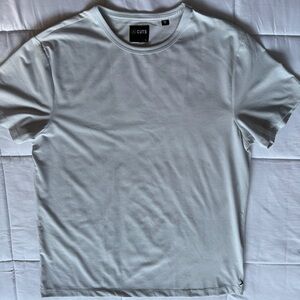 Cuts Clothing Men’s Large Crewneck T-Shirt in Light Blue/Gray